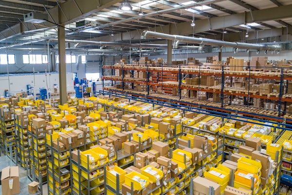 Logistik ekspor impor kontainer